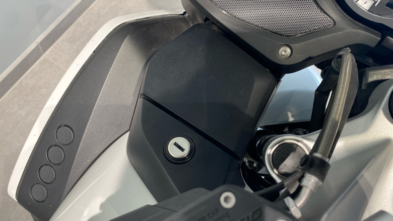 BMW R1250 RT LE (20MY)